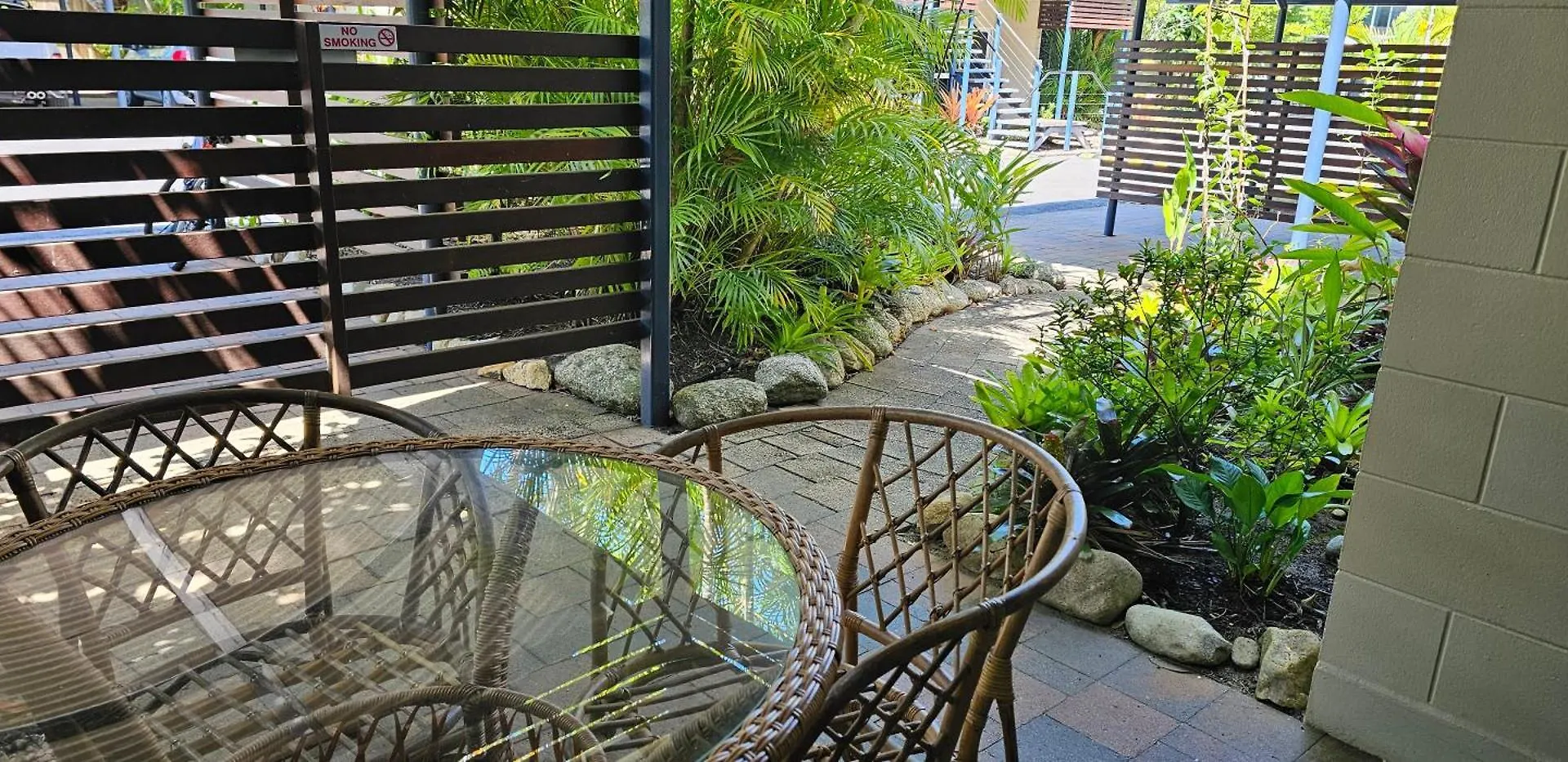 Mango Tree Holiday Apartments Port Douglas Aparthotel