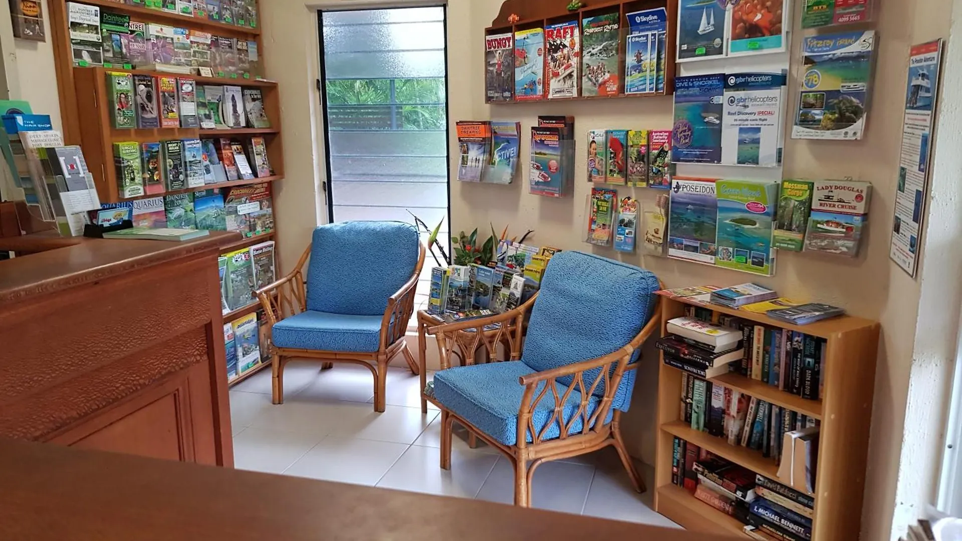 Mango Tree Holiday Apartments Port Douglas Aparthotel