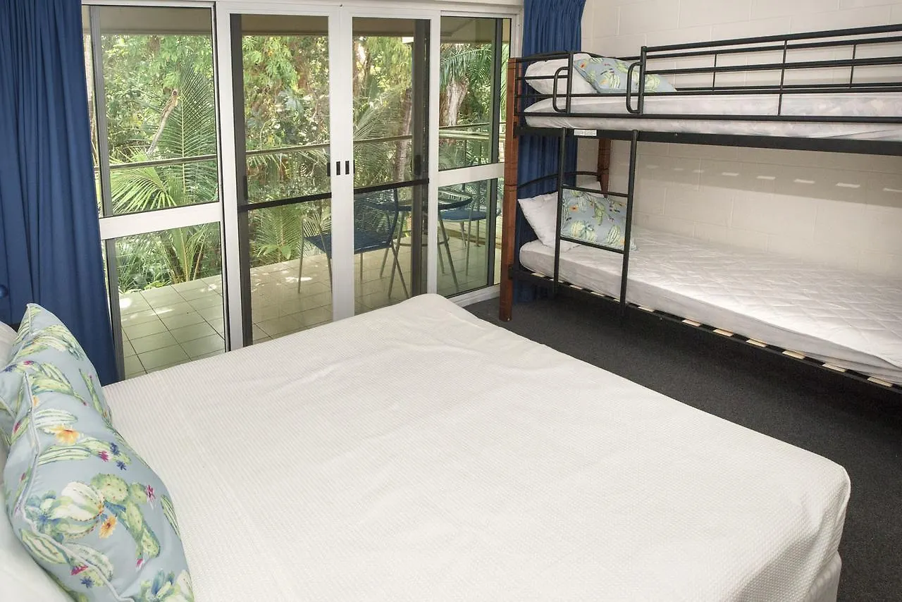Mango Tree Holiday Apartments Port Douglas Australia