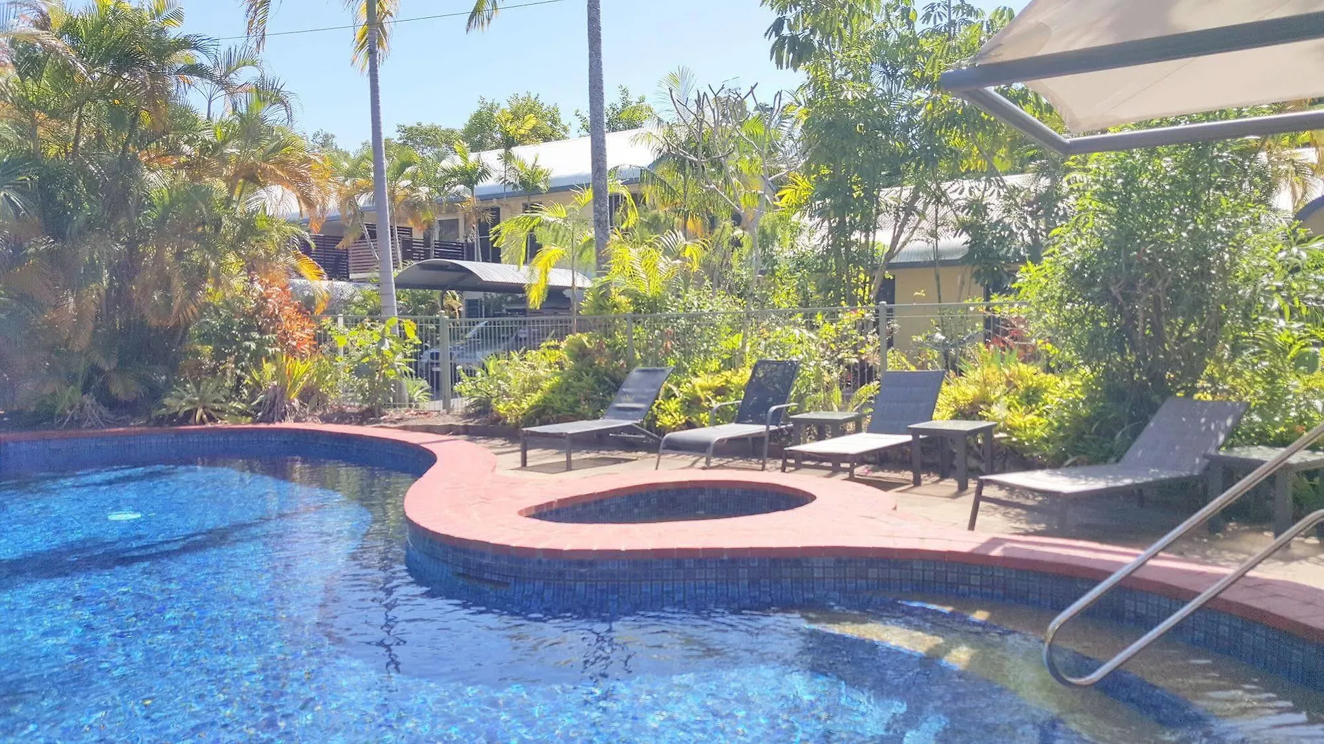 Mango Tree Holiday Apartments Port Douglas
